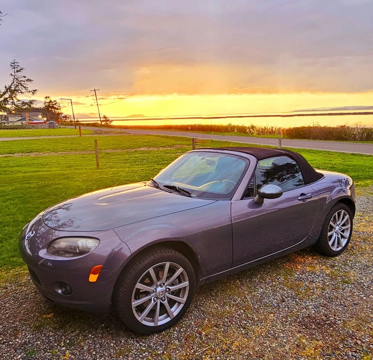 2006 Mazda NC MX-5 Miata - Image 4 of 8