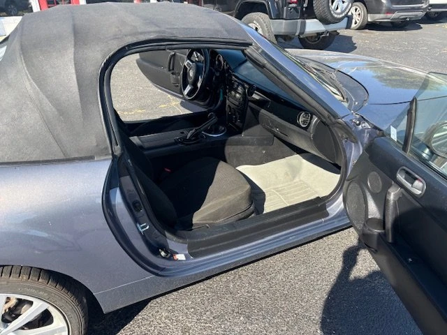 2006 Mazda NC MX-5 Miata - Image 7 of 10