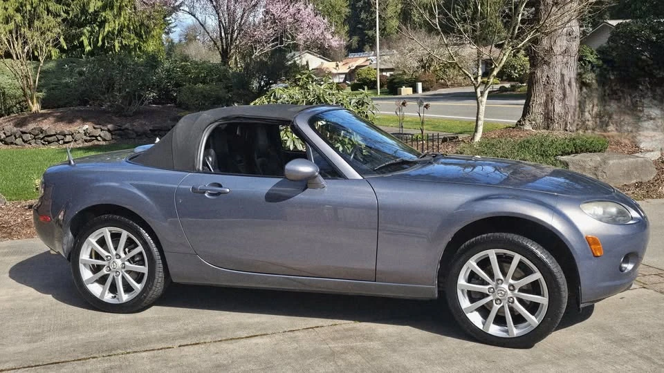 2006 Mazda NC MX-5 Miata - Image 3 of 9