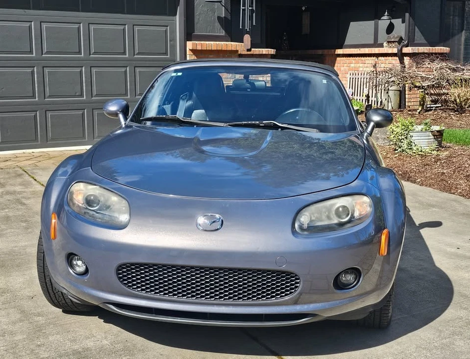 2006 Mazda NC MX-5 Miata - Image 2 of 9