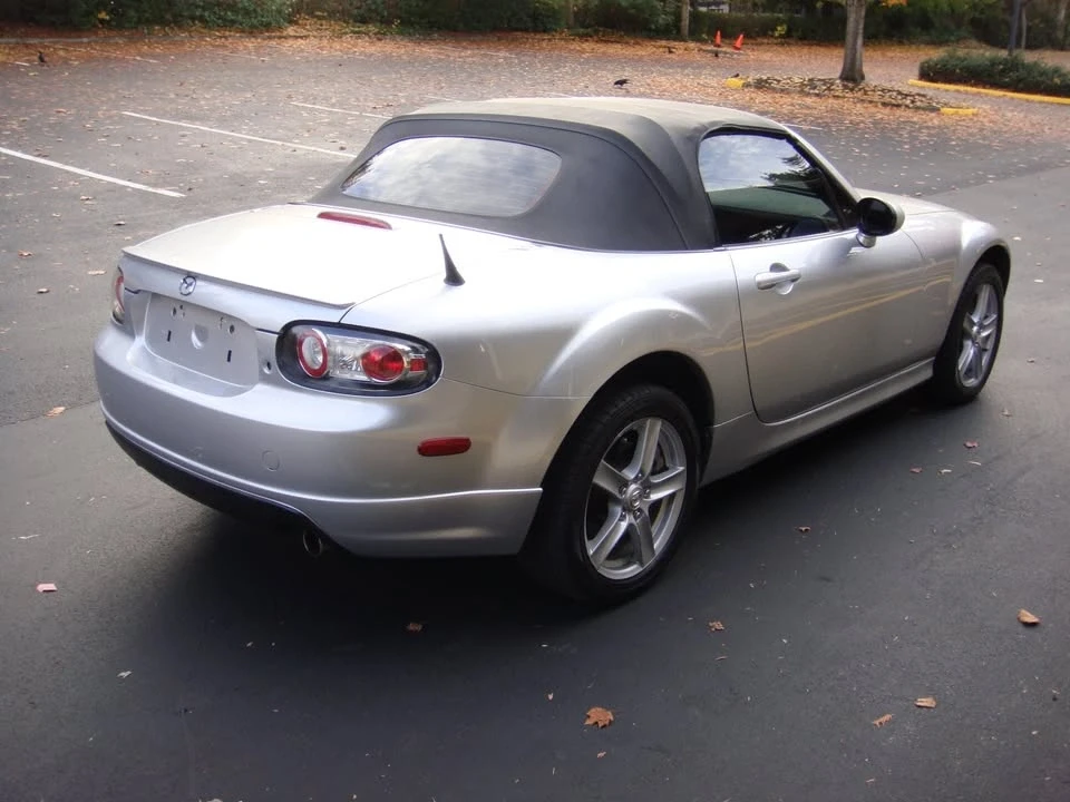 2006 Mazda NC MX-5 Miata - Image 4 of 19