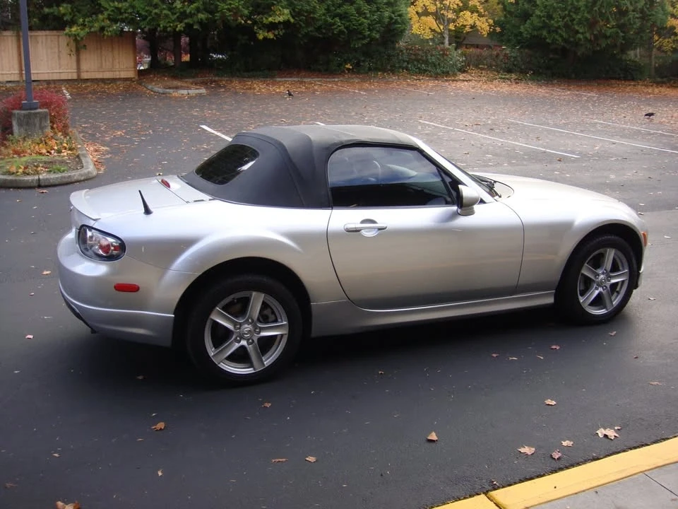 2006 Mazda NC MX-5 Miata - Image 8 of 19