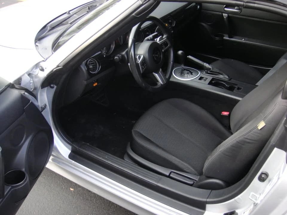 2006 Mazda NC MX-5 Miata - Image 11 of 19