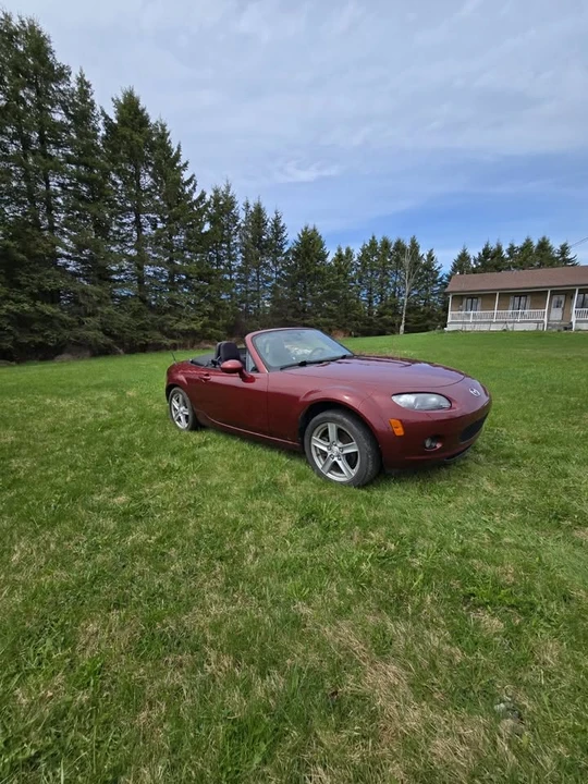 2006 Mazda NC MX-5 Miata - Image 4 of 10