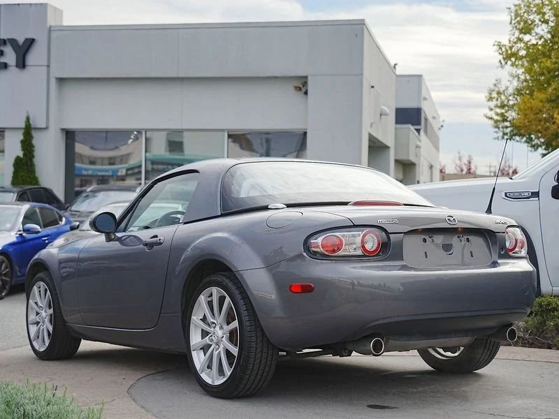 2006 Mazda NC MX-5 Miata - Image 8 of 20