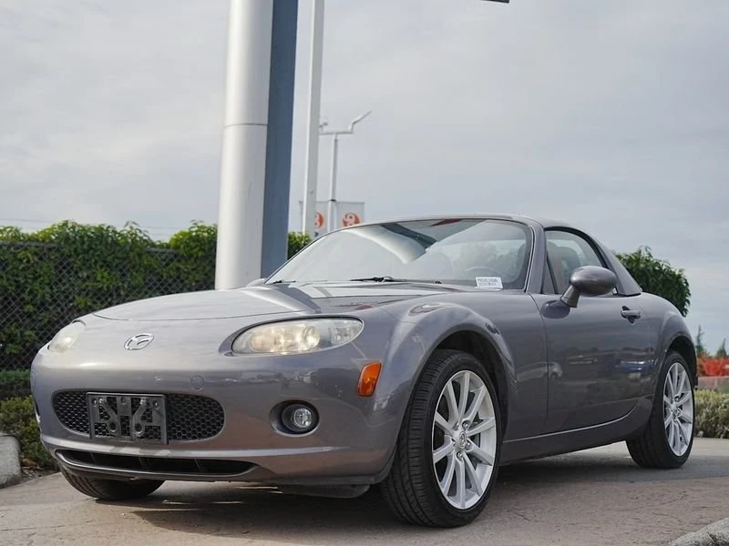 2006 Mazda NC MX-5 Miata - Image 2 of 20