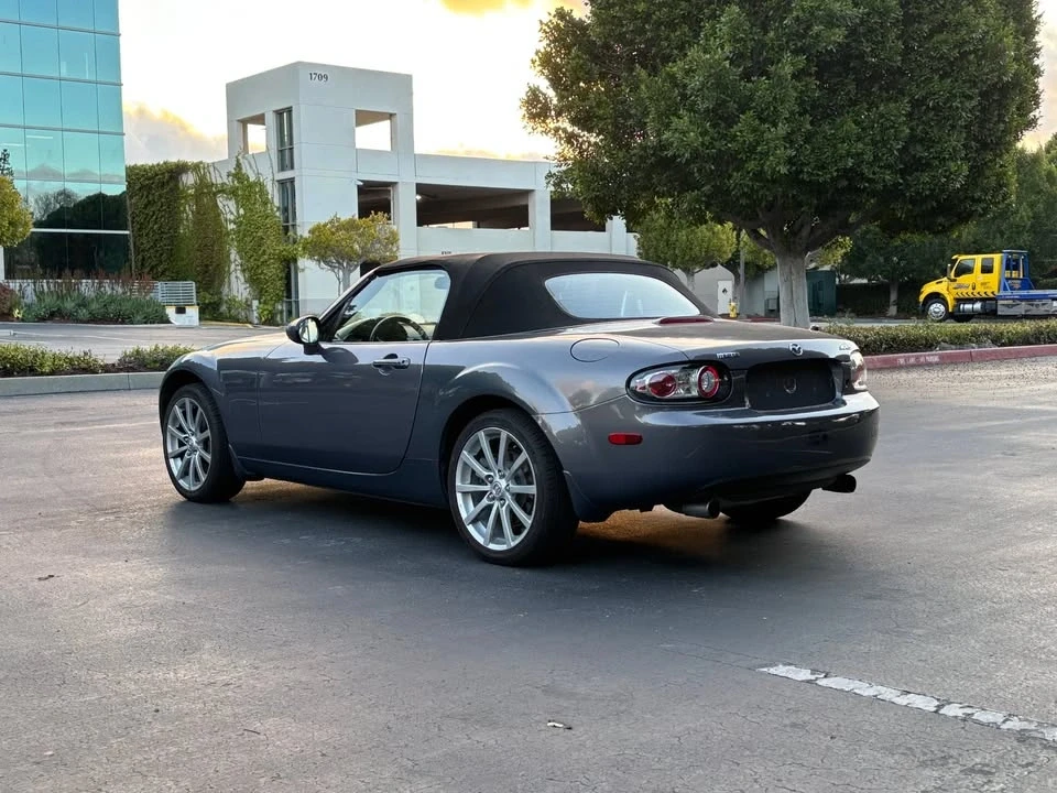 2006 Mazda NC MX-5 Miata - Image 4 of 20