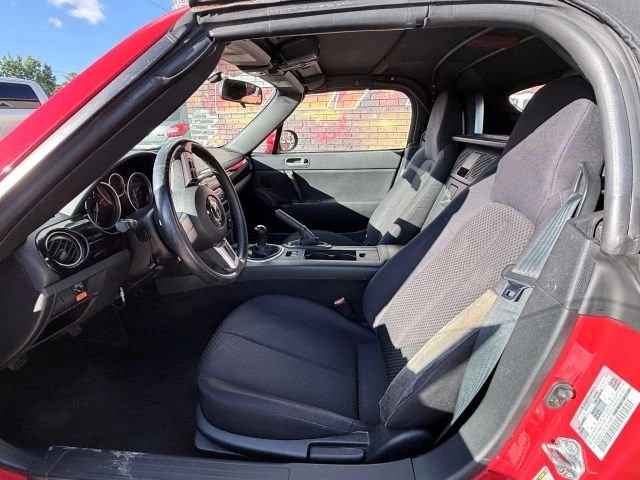 2006 Mazda NC MX-5 Miata - Image 16 of 19