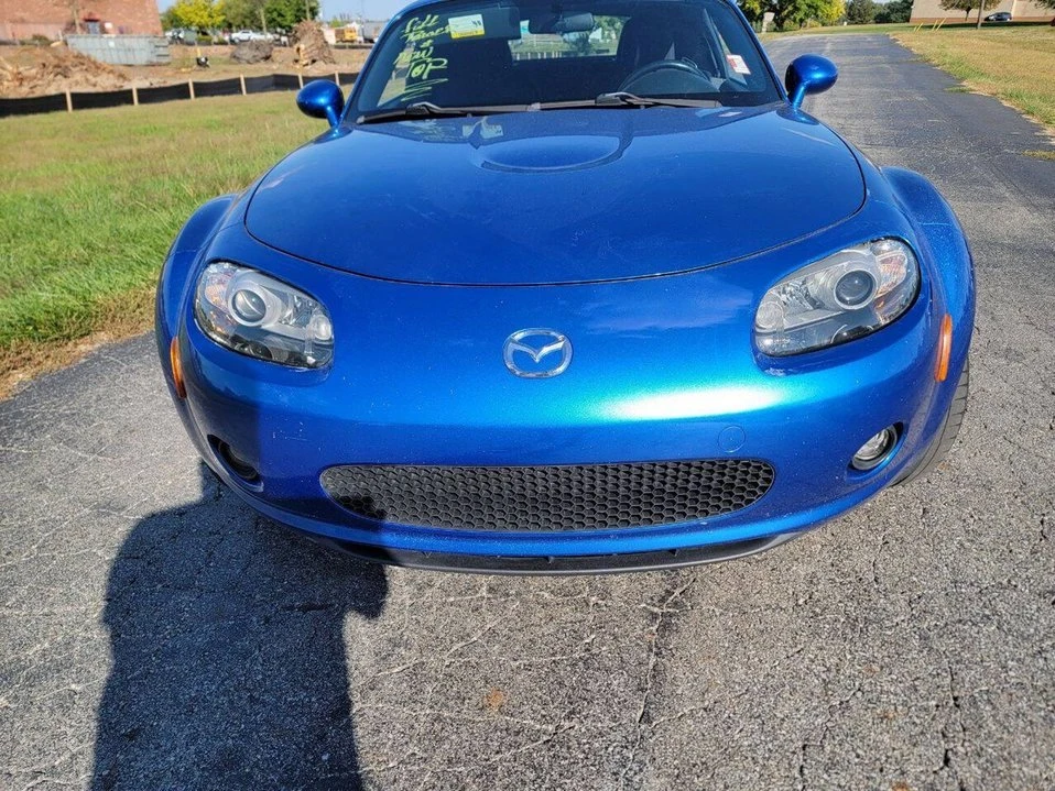 2006 Mazda NC MX-5 Miata - Image 4 of 17