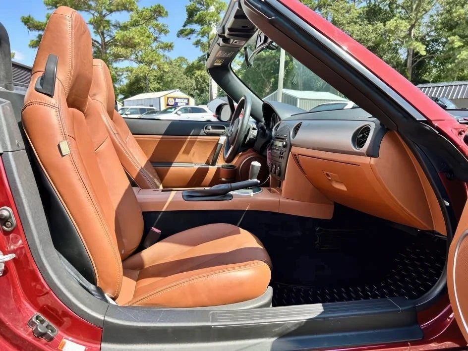 2006 Mazda NC MX-5 Miata - Image 16 of 20