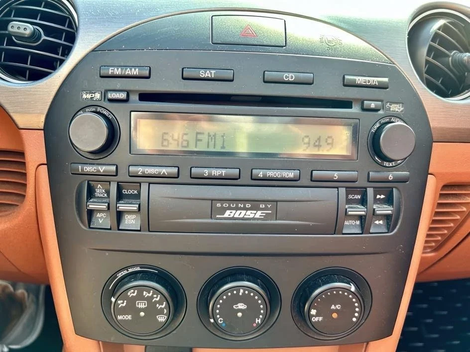 2006 Mazda NC MX-5 Miata - Image 13 of 20