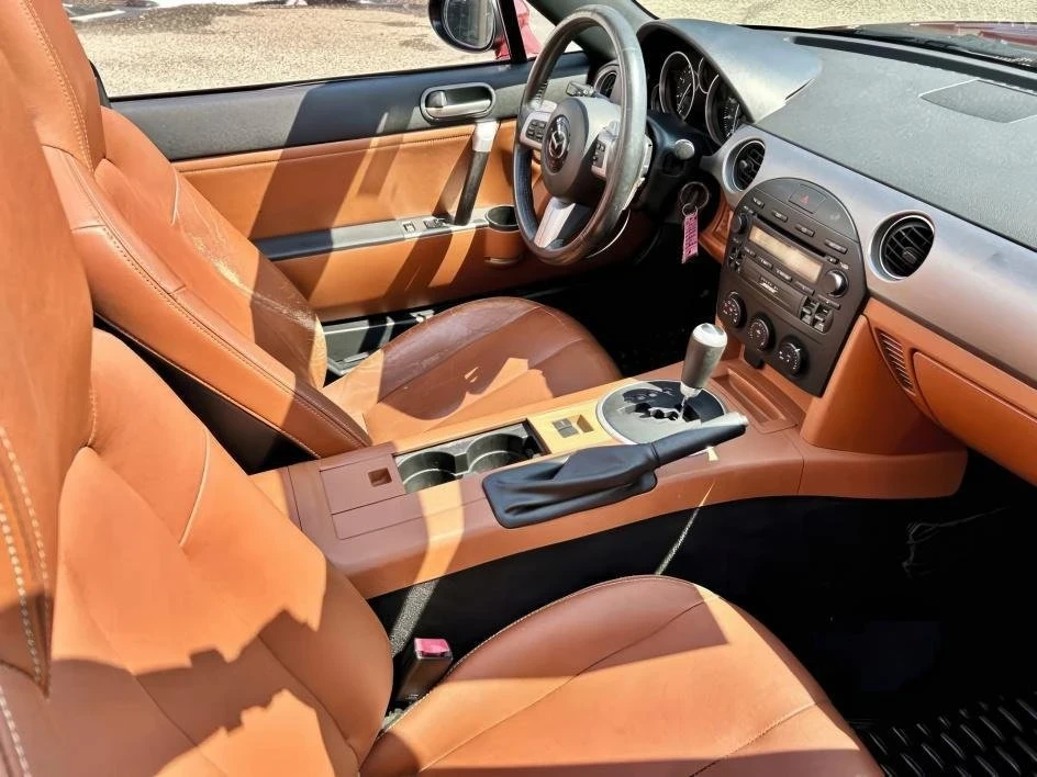 2006 Mazda NC MX-5 Miata - Image 17 of 20