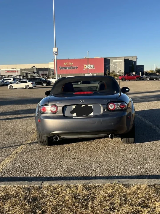 2006 Mazda NC MX-5 Miata - Image 5 of 13