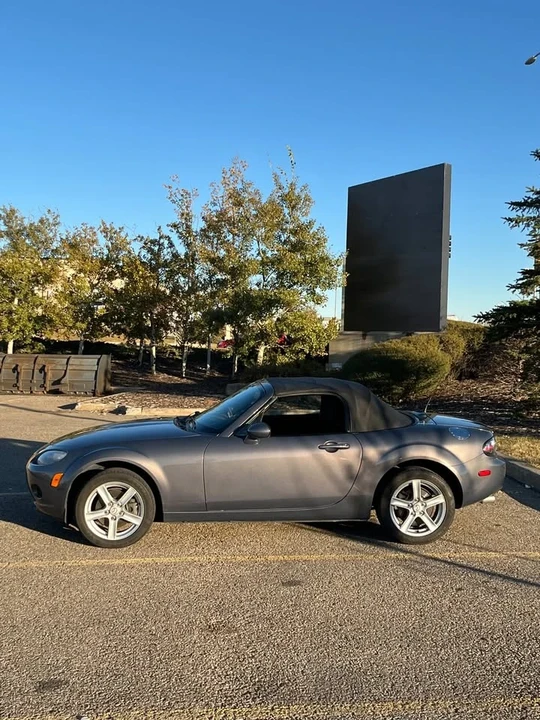2006 Mazda NC MX-5 Miata - Image 3 of 13