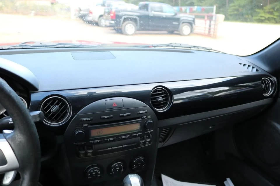 2006 Mazda NC MX-5 Miata - Image 15 of 17