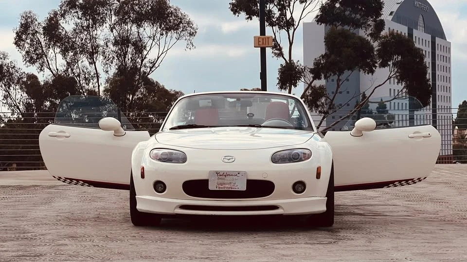 2006 Mazda NC MX-5 Miata - Image 9 of 12