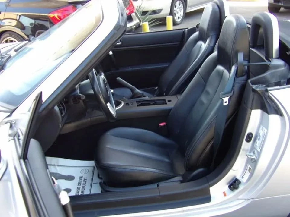 2006 Mazda NC MX-5 Miata - Image 5 of 14
