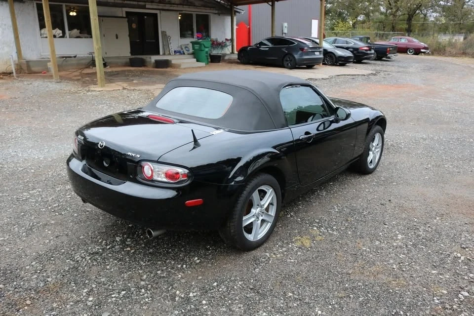 2006 Mazda NC MX-5 Miata - Image 5 of 19