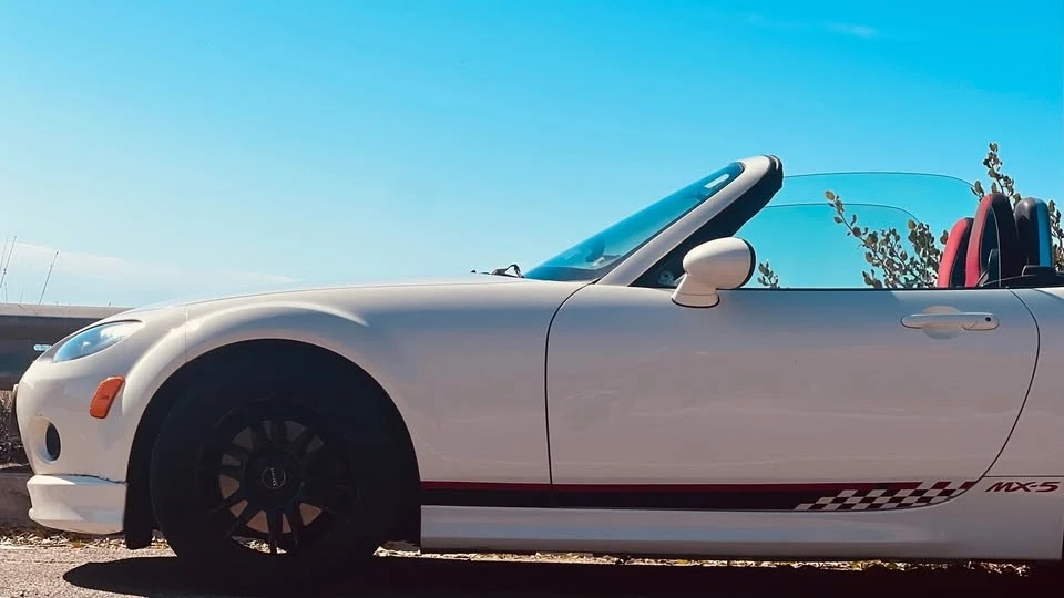 2006 Mazda NC MX-5 Miata - Image 11 of 12