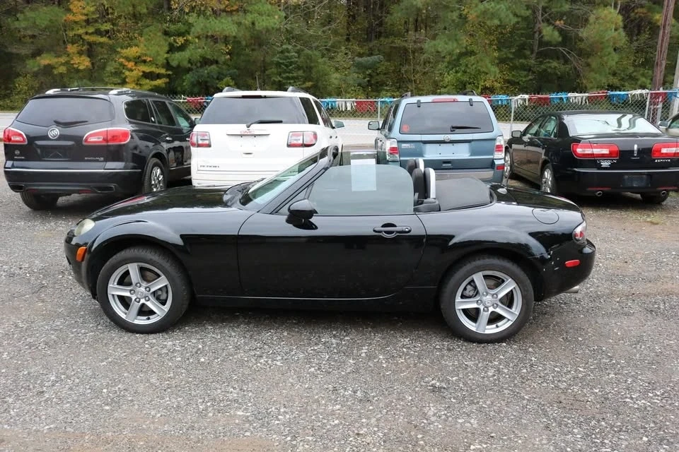 2006 Mazda NC MX-5 Miata - Image 9 of 19