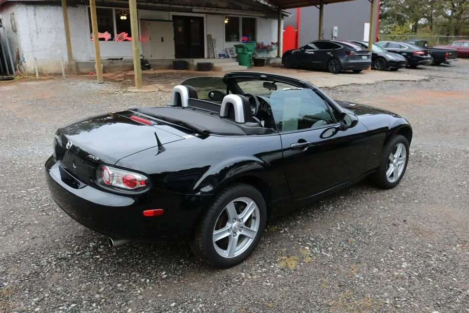 2006 Mazda NC MX-5 Miata - Image 12 of 19