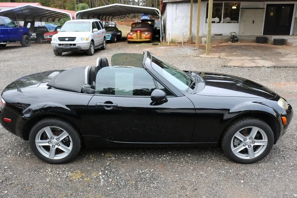 2006 Mazda NC MX-5 Miata - Image 13 of 19
