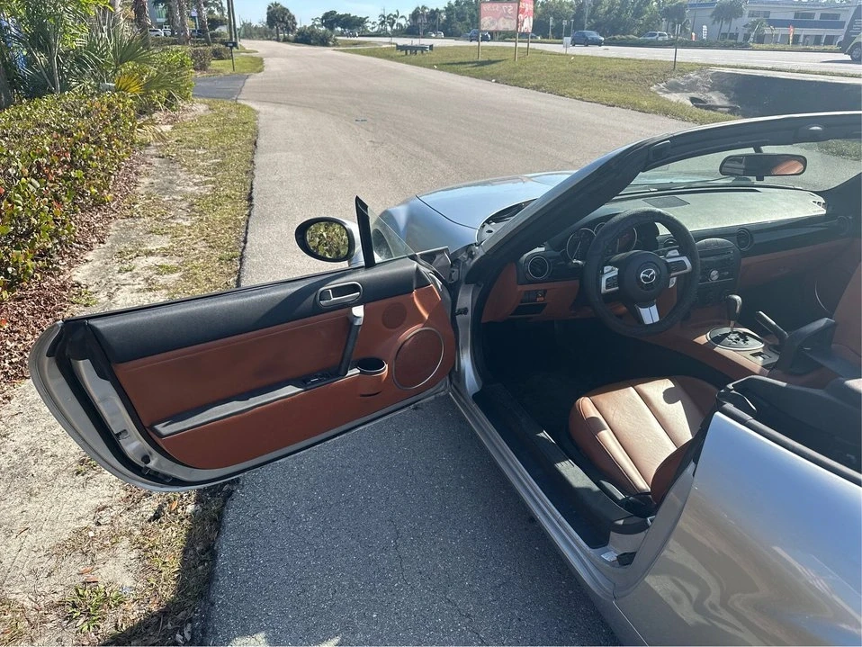 2006 Mazda NC MX-5 Miata - Image 9 of 18