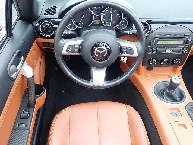 2006 Mazda NC MX-5 Miata - Image 3 of 4