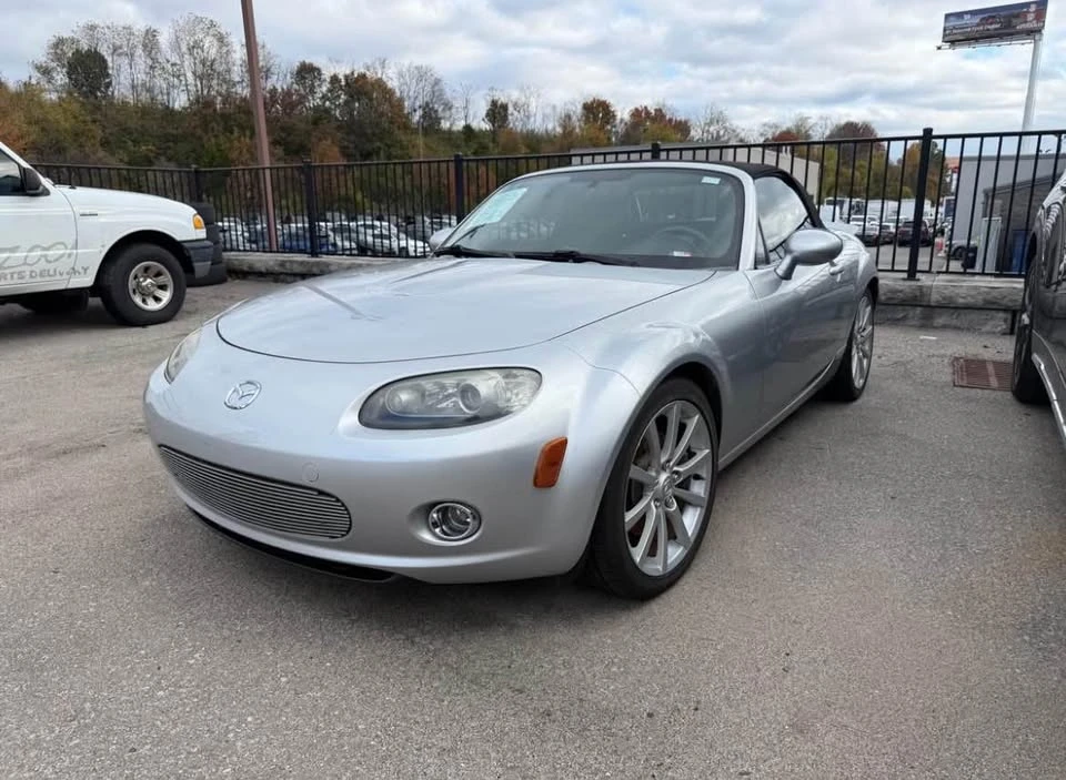 2006 Mazda NC MX-5 Miata - Image 2 of 4