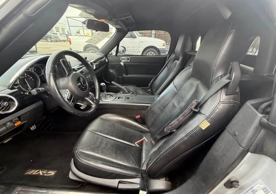 2006 Mazda NC MX-5 Miata - Image 3 of 4