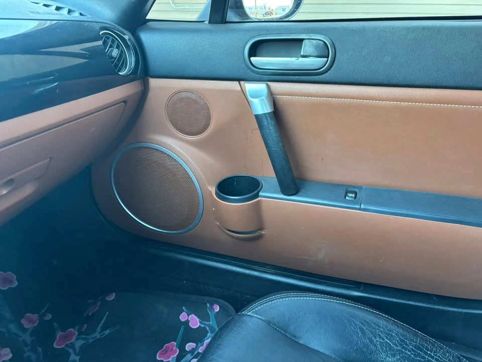 2006 Mazda NC MX-5 Miata - Image 15 of 20