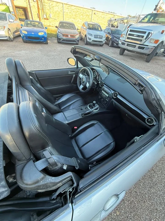 2006 Mazda NC MX-5 Miata - Image 9 of 15
