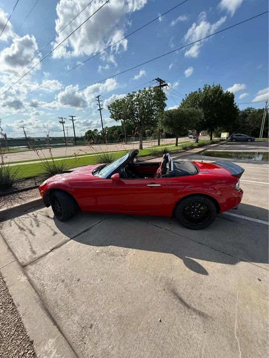 2006 Mazda NC MX-5 Miata - Image 3 of 11