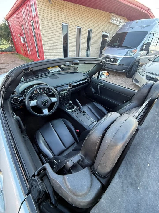 2006 Mazda NC MX-5 Miata - Image 8 of 15