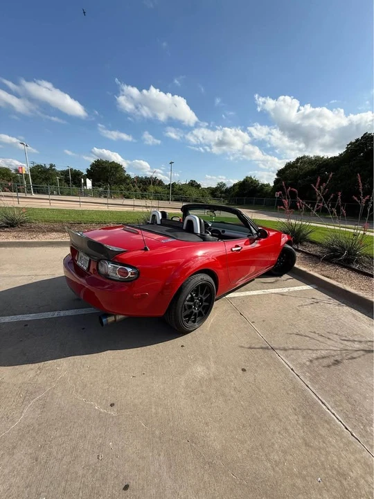 2006 Mazda NC MX-5 Miata - Image 5 of 11