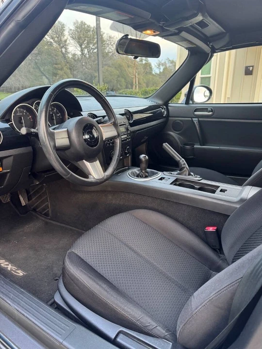 2006 Mazda NC MX-5 Miata - Image 10 of 15