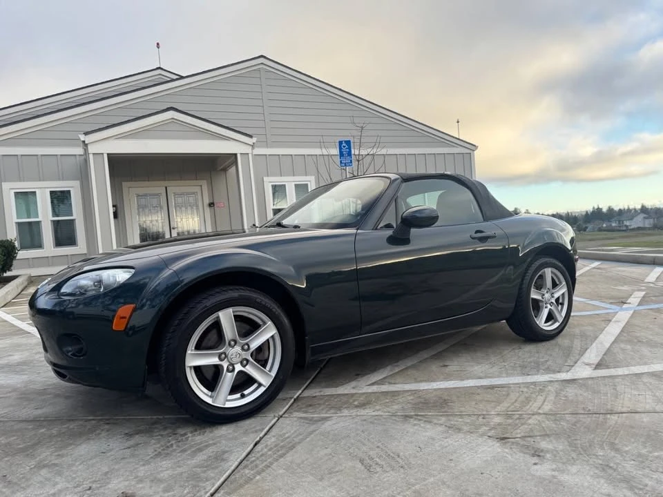 2006 Mazda NC MX-5 Miata - Image 2 of 15