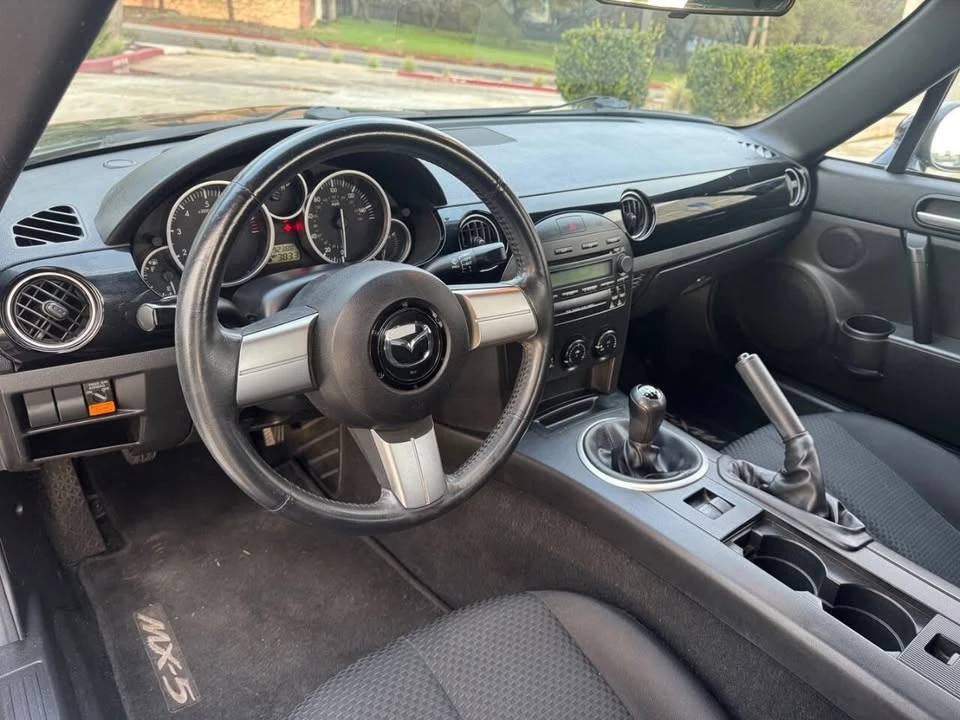 2006 Mazda NC MX-5 Miata - Image 11 of 15