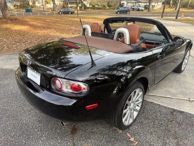 2006 Mazda NC MX-5 Miata - Image 17 of 20