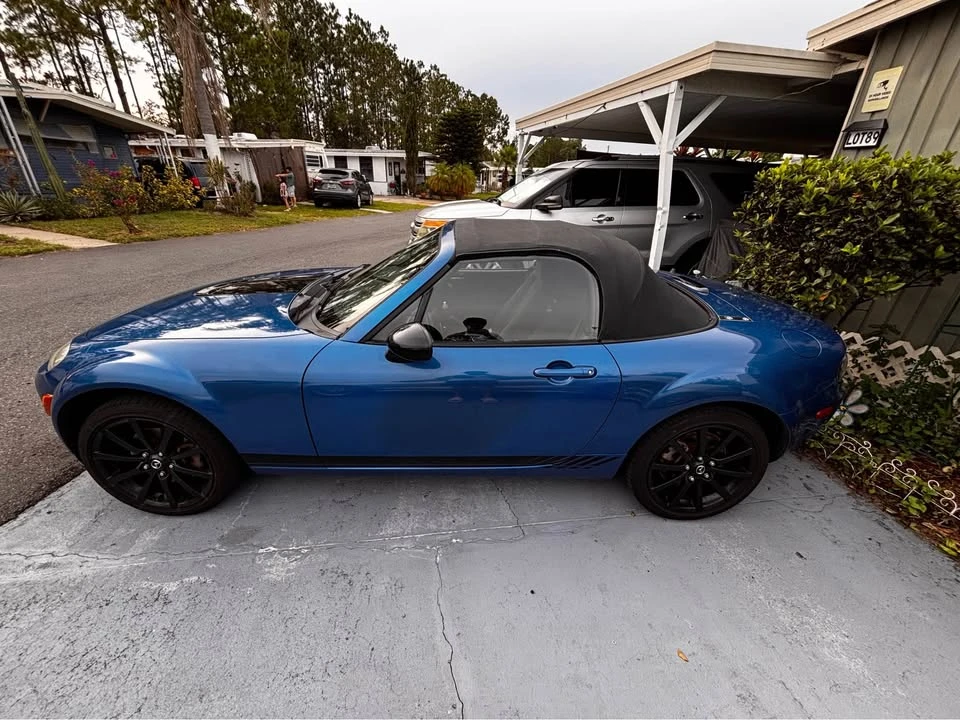 2006 Mazda NC MX-5 Miata - Image 3 of 7