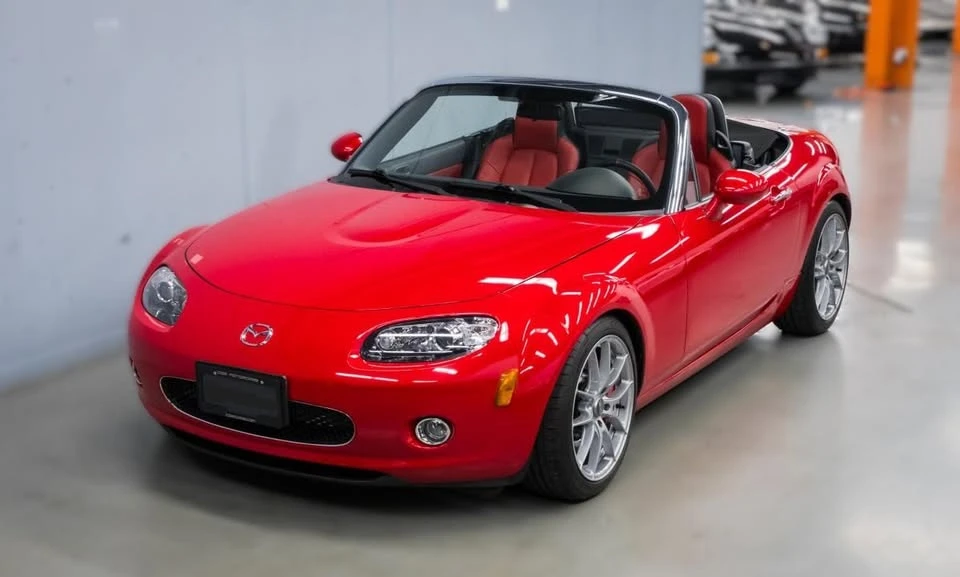 2006 Mazda NC MX-5 Miata - Image 4 of 8