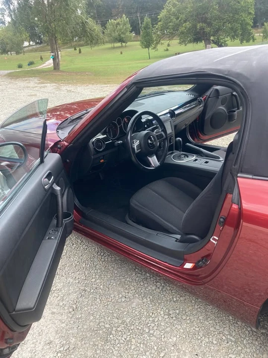 2006 Mazda NC MX-5 Miata - Image 2 of 4