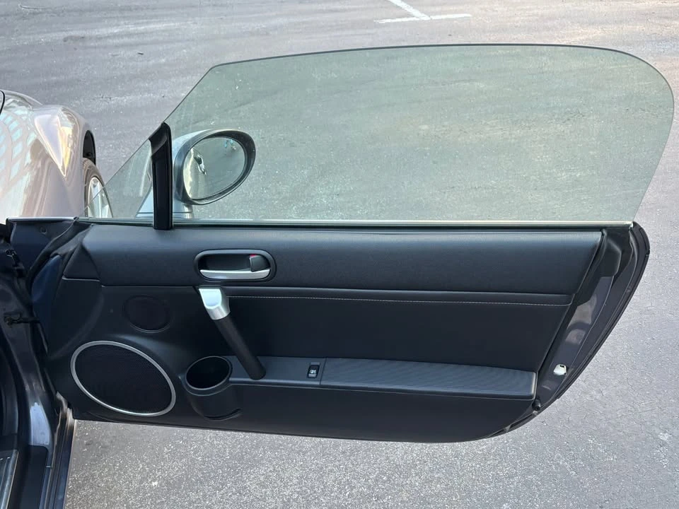 2006 Mazda NC MX-5 Miata - Image 16 of 20