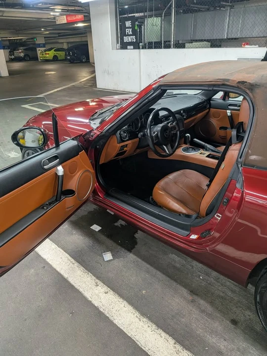 2006 Mazda NC MX-5 Miata - Image 5 of 10