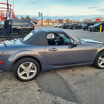 2006 Mazda MX-5 Miata