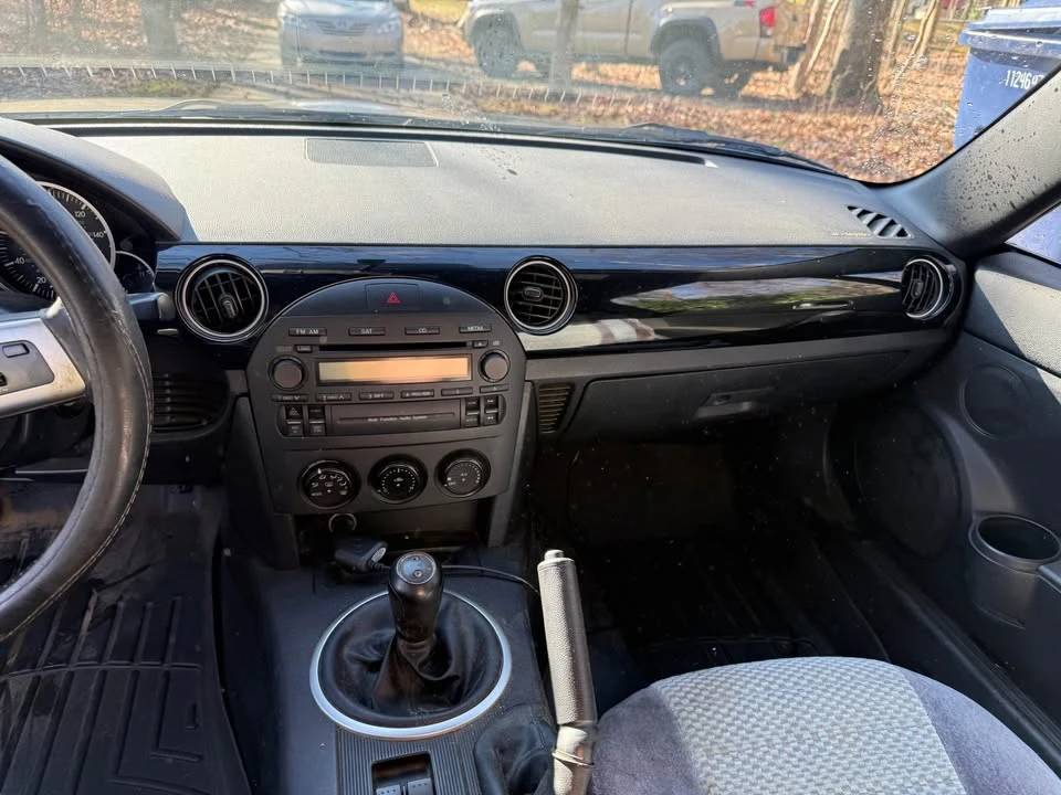 2006 Mazda NC MX-5 Miata - Image 12 of 14