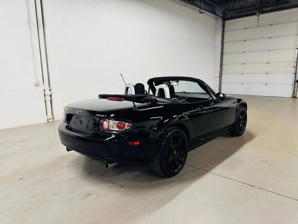 2006 Mazda NC MX-5 Miata - Image 8 of 20