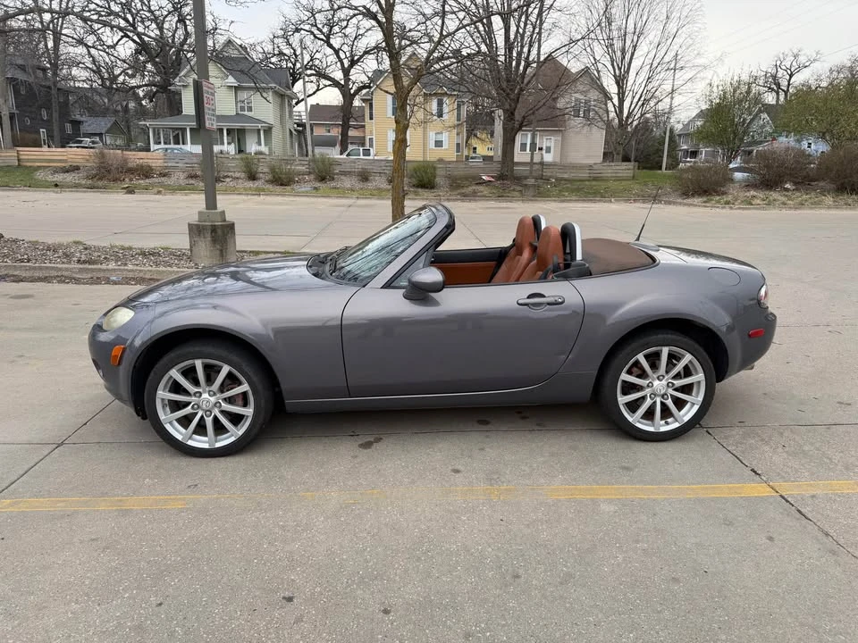 2006 Mazda NC MX-5 Miata - Image 8 of 11
