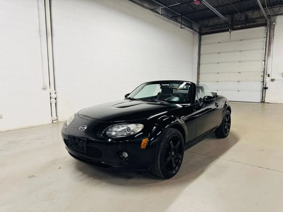 2006 Mazda NC MX-5 Miata - Image 2 of 20