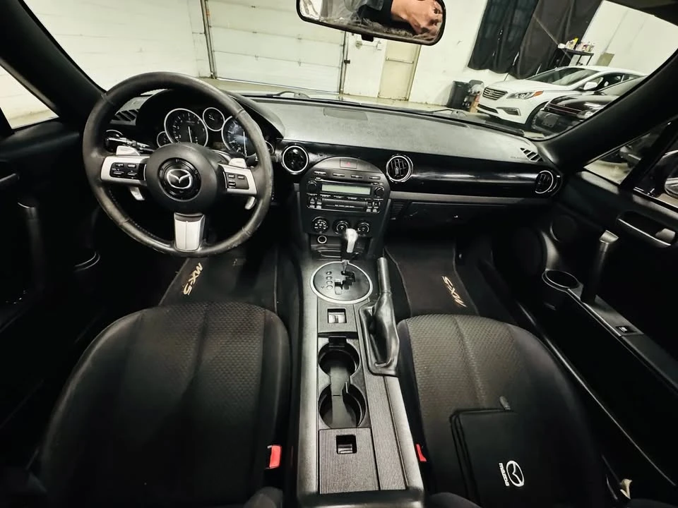 2006 Mazda NC MX-5 Miata - Image 11 of 20
